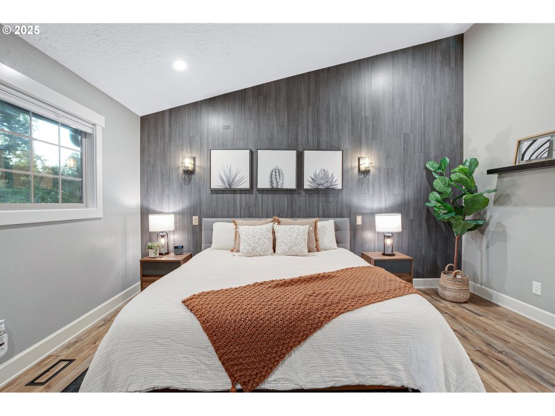 Bedroom, Owner's Suite
