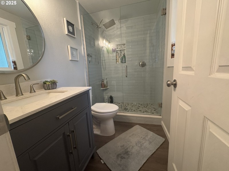 Bathroom, Attached
