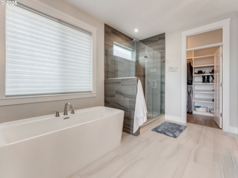 Owner's Suite Bathroom
