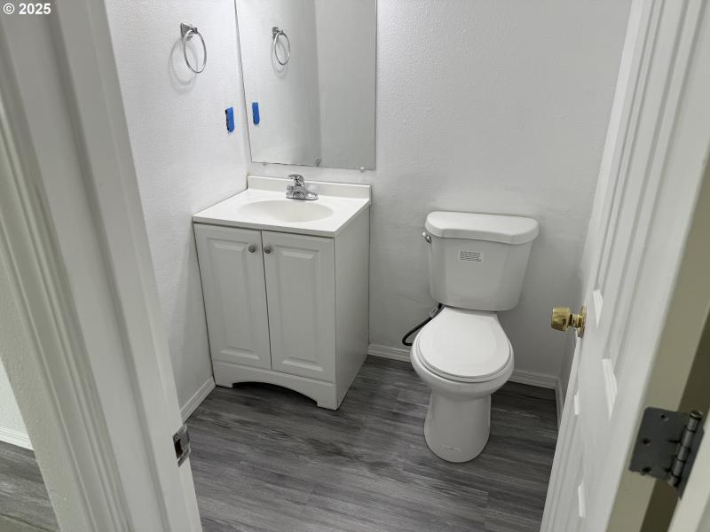 Bathroom, Continental