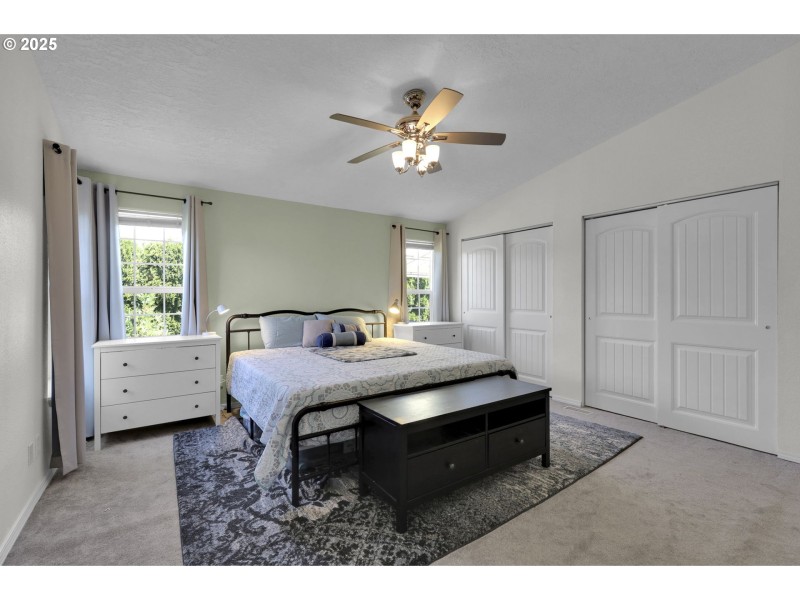 Bedroom, Primary