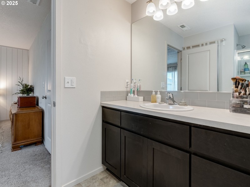 Owner's Suite Bathroom