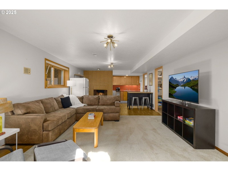 Guest Quarters