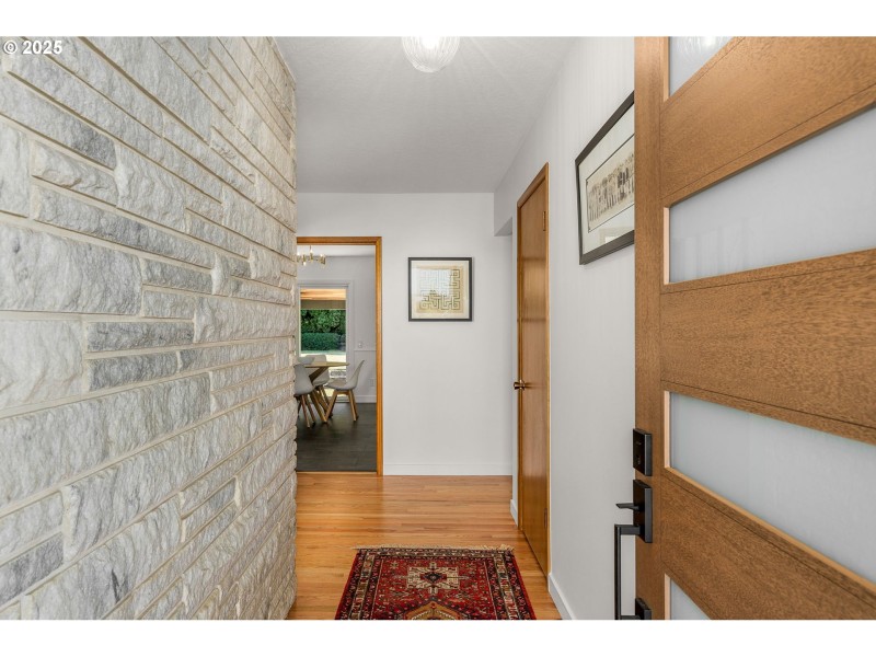 Entrance/Foyer
