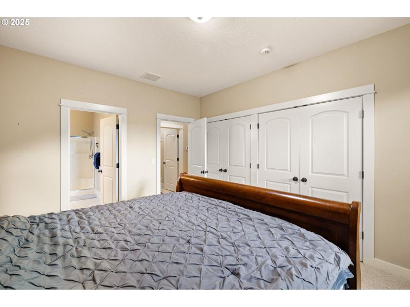 Bedroom, Owner's Suite