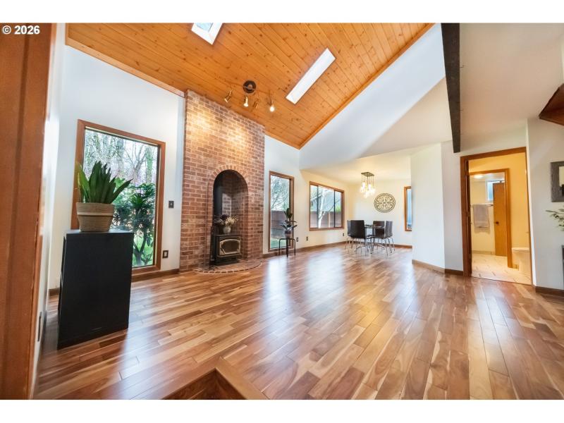 Living Room/Dining Room