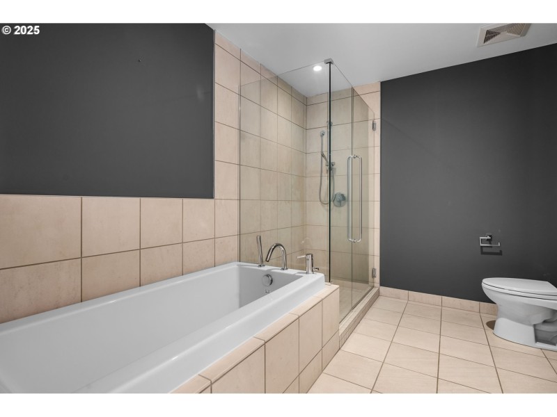 Bathroom, Attached