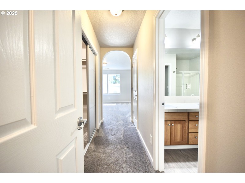 Bedroom, Owner's Suite