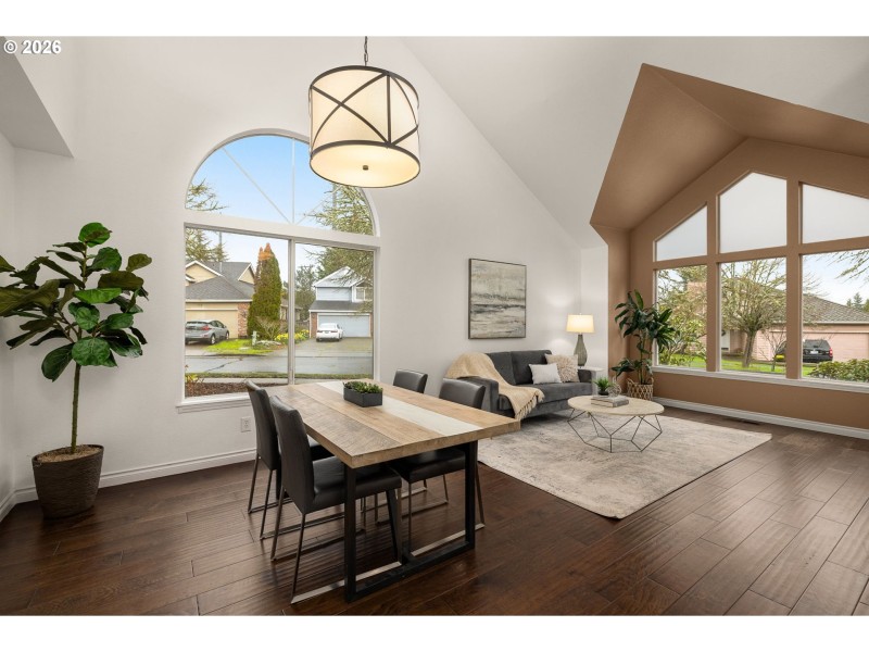 Living Room/Dining Room