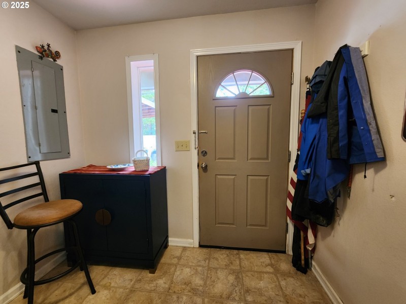 Entrance/Foyer