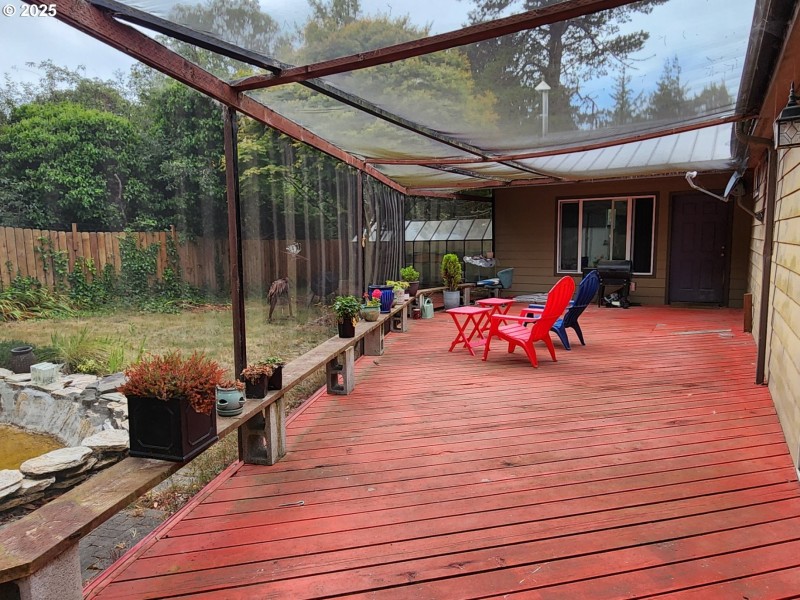 Deck