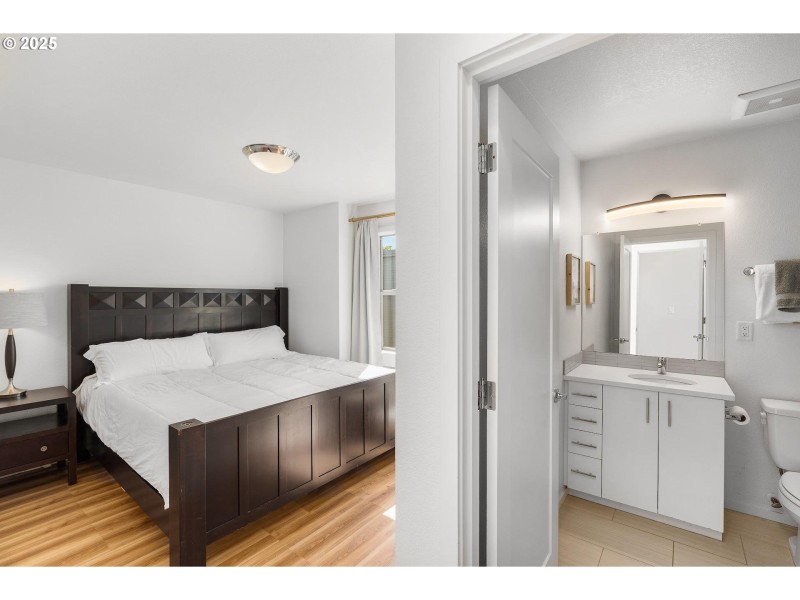Bedroom, Owner's Suite