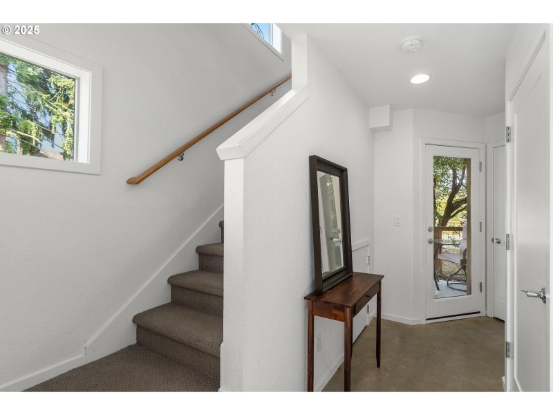 Entrance/Foyer