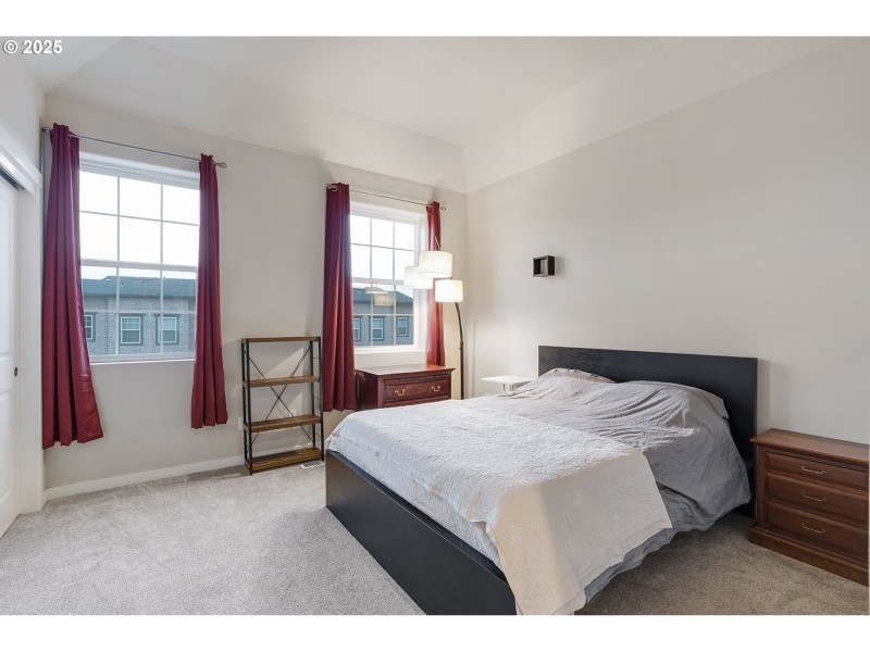 Bedroom, Primary