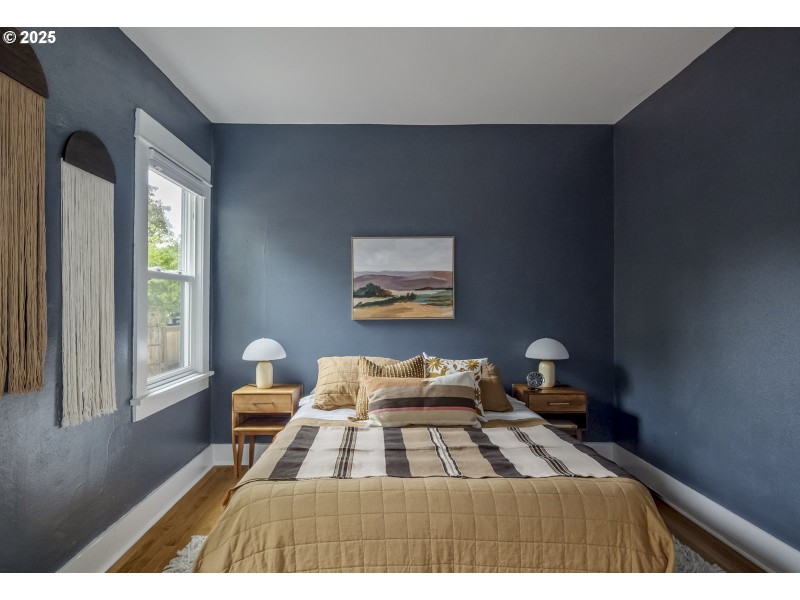 Bedroom, Primary