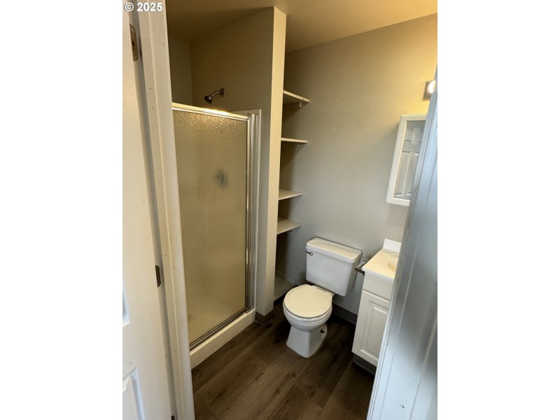 Bathroom, Attached