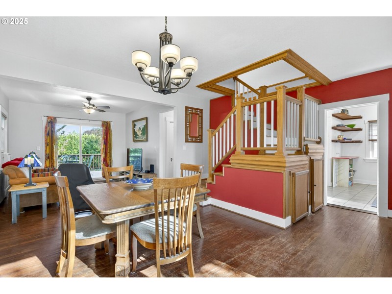 Living Room/Dining Room