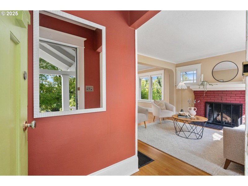 Entrance/Foyer