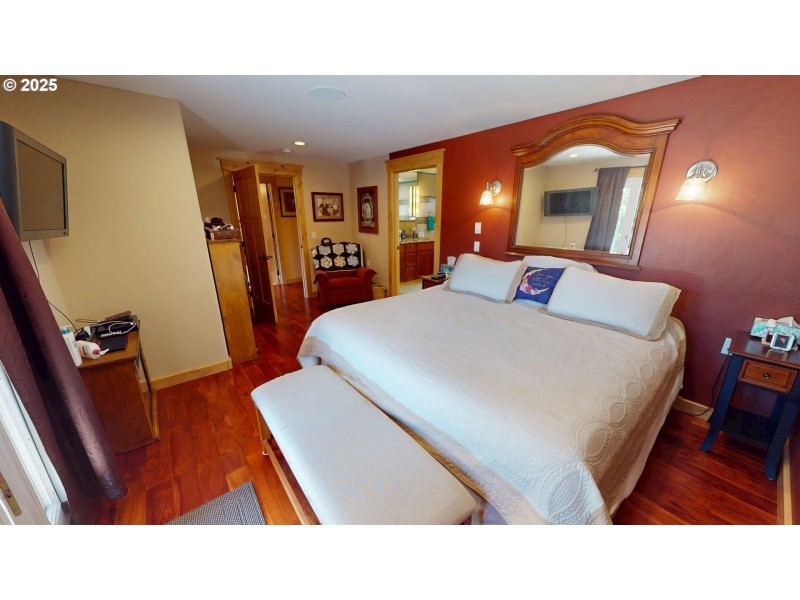 Owner's Suite Bedroom