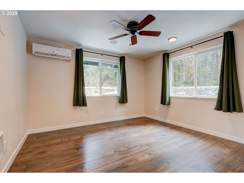 Bedroom, Owner's Suite
