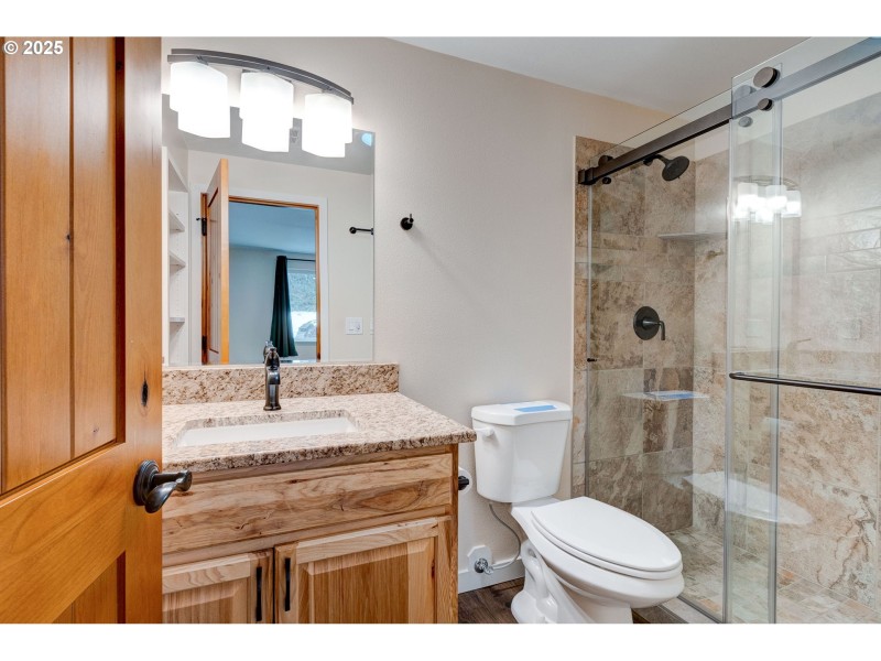 Bathroom, Attached