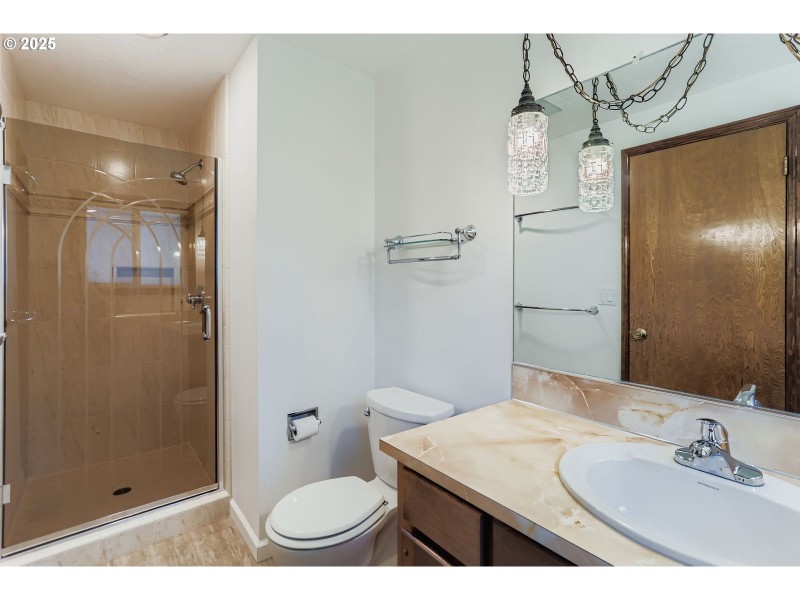 Bathroom, Attached