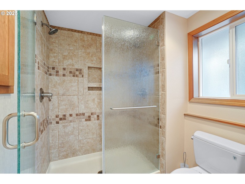 Bathroom, Attached