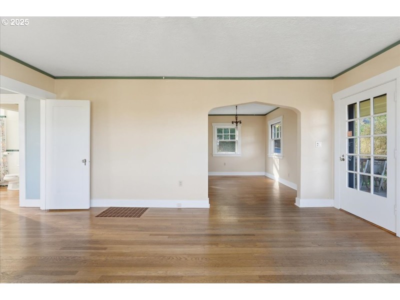 Living Room/Dining Room