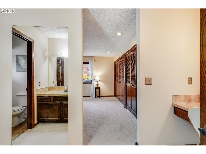 Owner's Suite Bathroom