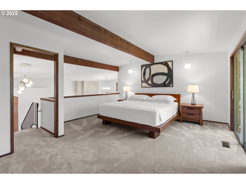 Bedroom, Primary