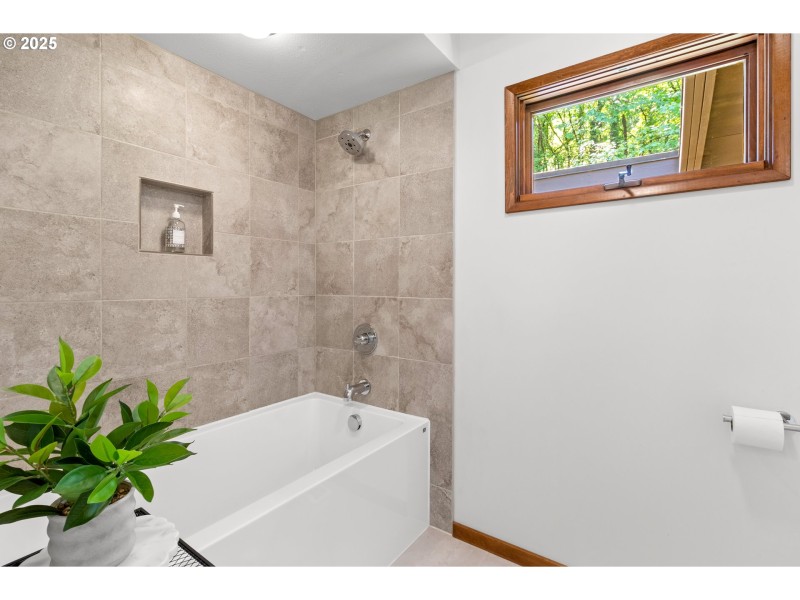 Bathroom, Attached