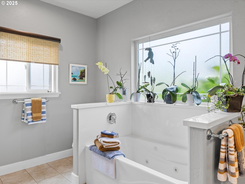Bathroom, Attached