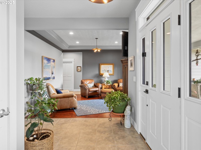 Entrance/Foyer