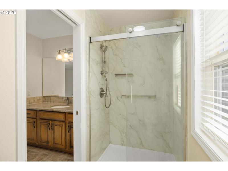 Owner's Suite Bathroom