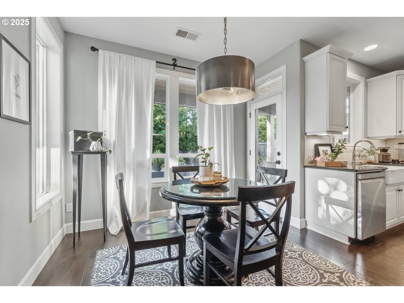 Kitchen/Nook