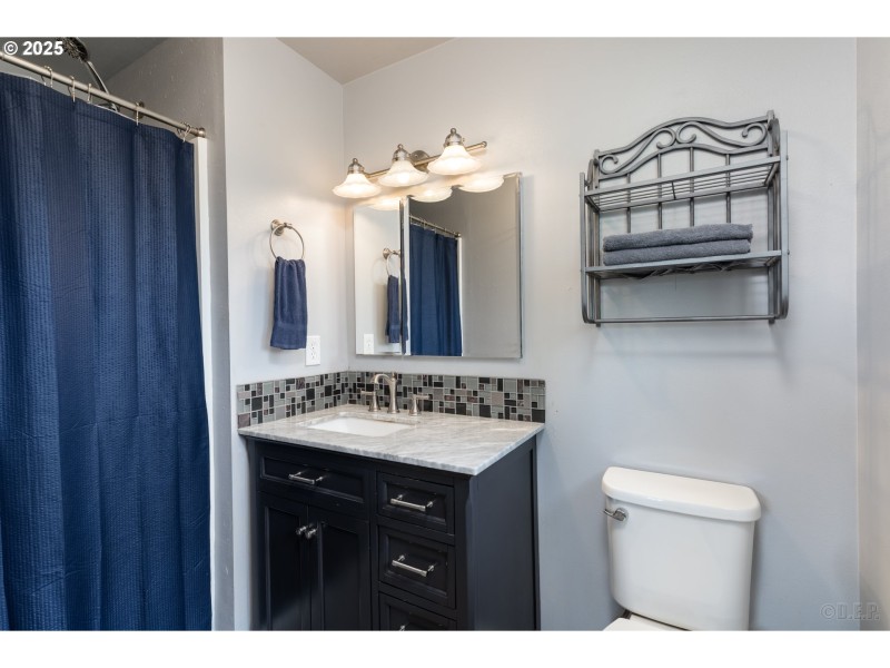 Bathroom, Attached