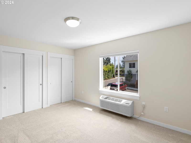 Bedroom, Owner's Suite