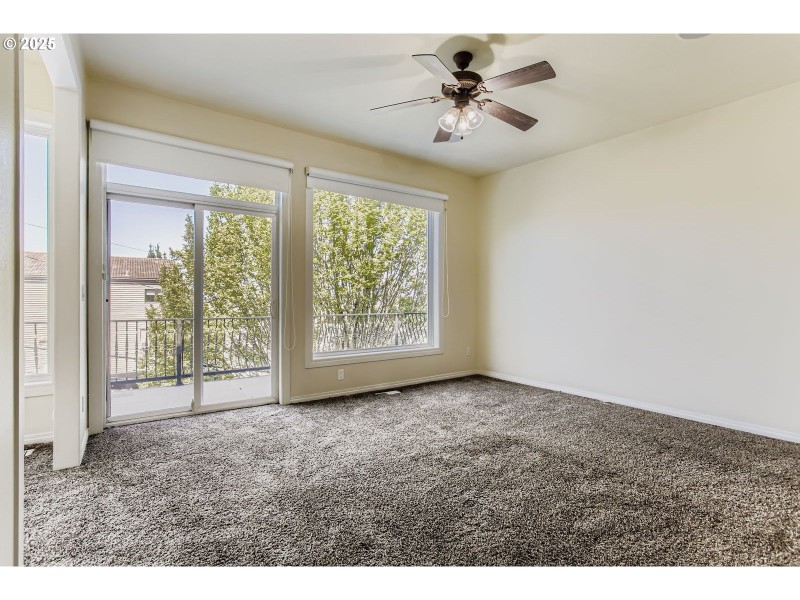 Bedroom, Primary