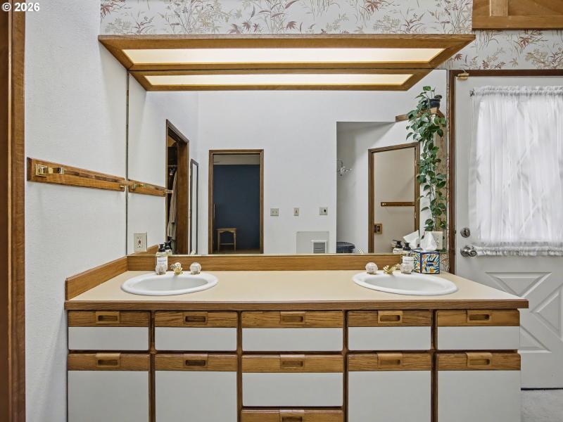 Attached Bathroom #1