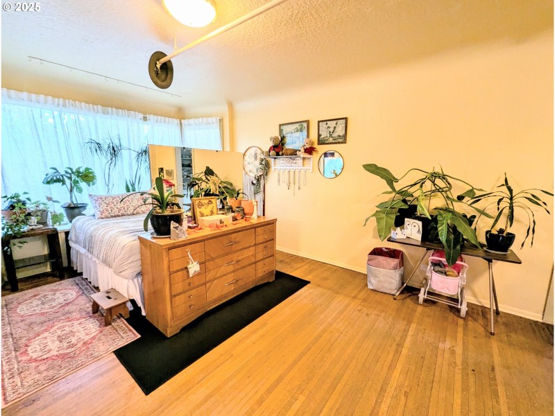 Lower Unit