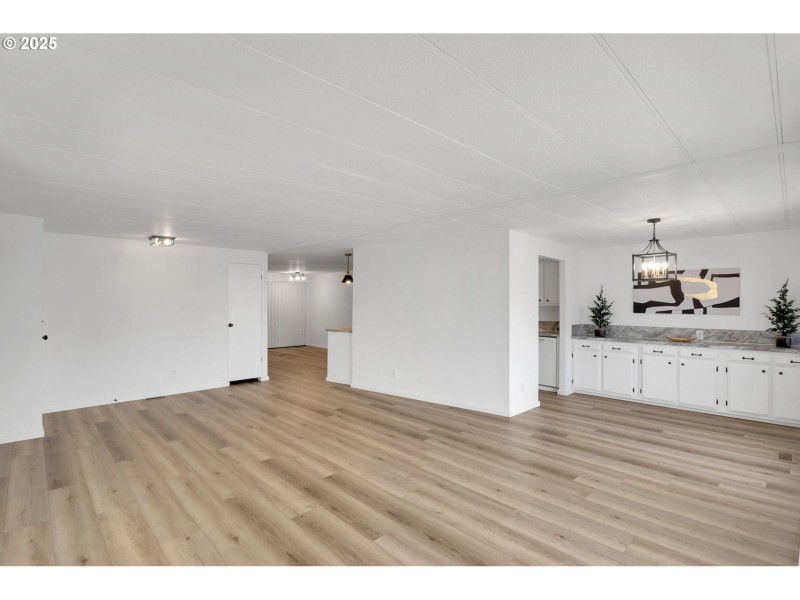 Living Room/Dining Room