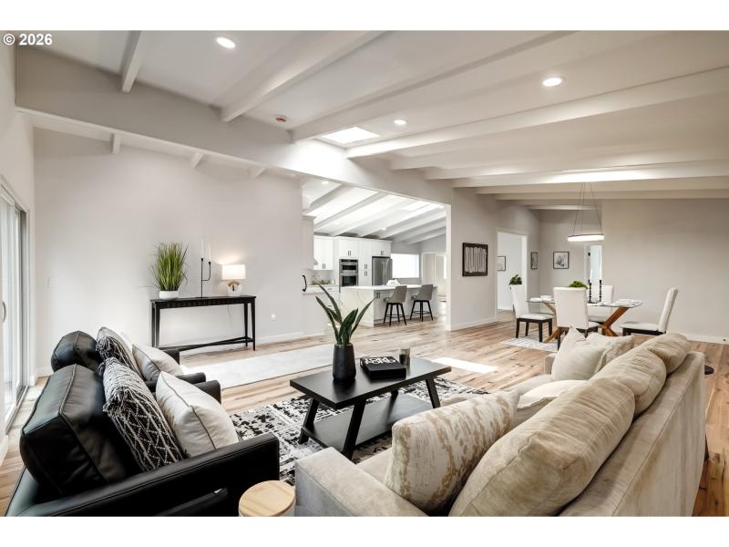 Living Room/Dining Room