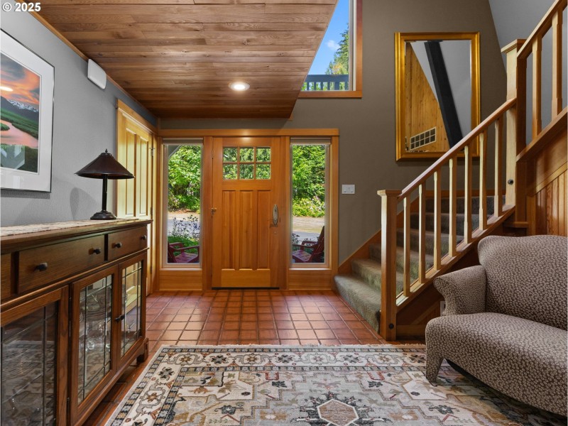 Entrance/Foyer