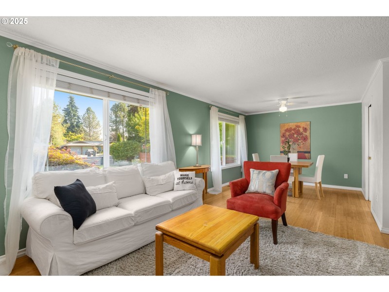 Living Room/Dining Room