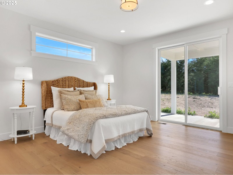 Bedroom, Primary