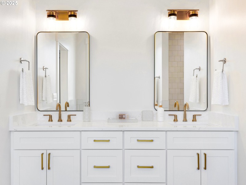 Bathroom, Attached