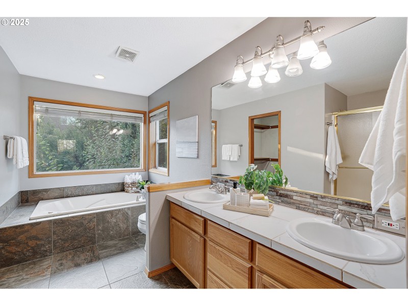 Bathroom, Attached