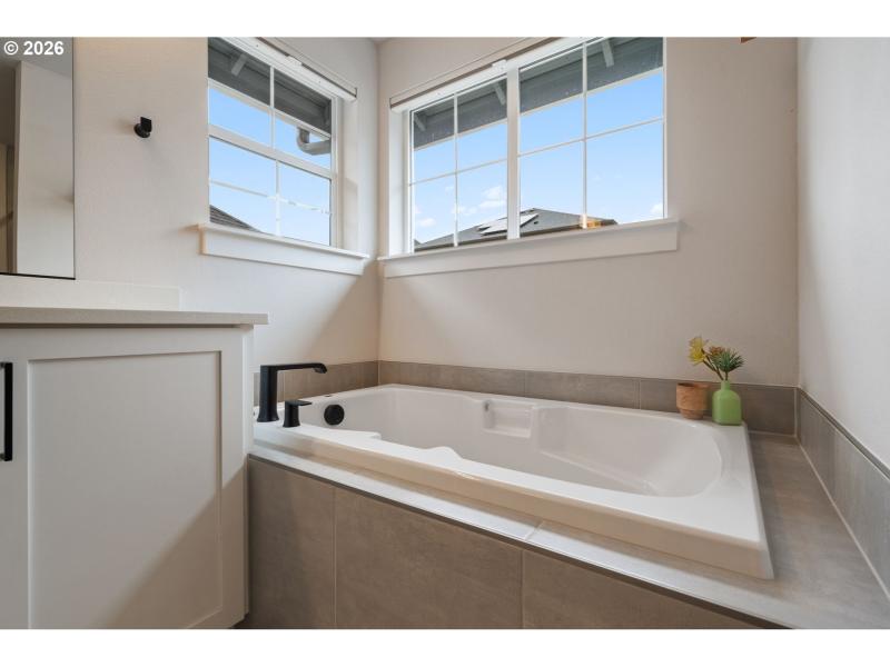 Owner's Suite Bathroom