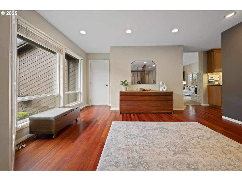 Entrance/Foyer