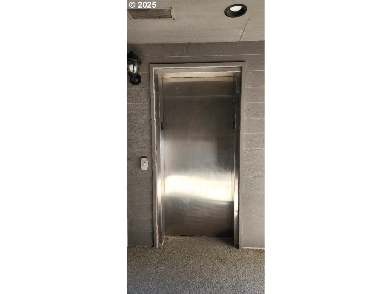 Elevator